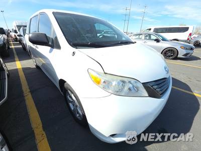 2014 Toyota Sienna L 7-Passenger 119.3" WB - zdjęcie 3 z 43 - miniatura