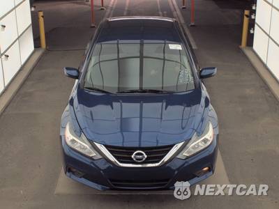 2017 Nissan Altima 2.5 SR - zdjęcie 2 z 36 - miniatura