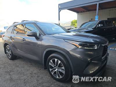 2021 Toyota Highlander XLE - zdjęcie 3 z 25 - miniatura