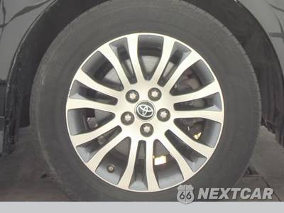 2020 Toyota Sienna XLE 8-Passenger 119.3" WB - zdjęcie 10 z 31 - miniatura