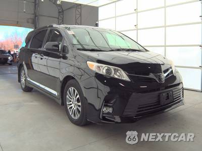 2020 Toyota Sienna XLE 8-Passenger 119.3" WB - zdjęcie 4 z 31 - miniatura