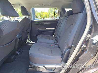 2021 Toyota Highlander LE - zdjęcie 13 z 22 - miniatura