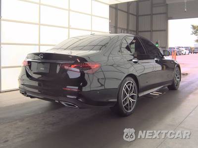 2022 Mercedes-Benz E 350 Sedan - zdjęcie 4 z 21 - miniatura
