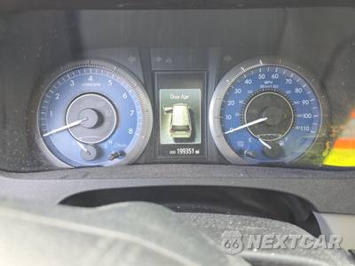 2015 Toyota Sienna XLE 7-Passenger 119.3" WB - zdjęcie 12 z 49 - miniatura