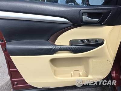 2014 Toyota Highlander XLE - zdjęcie 9 z 51 - miniatura