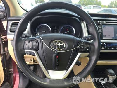 2014 Toyota Highlander XLE - zdjęcie 10 z 51 - miniatura