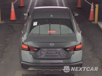2025 Nissan Altima SV - zdjęcie 5 z 19 - miniatura