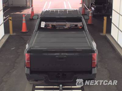 2024 Toyota Tacoma TRD Off-Road Crew Cab Medium Bed - zdjęcie 5 z 18 - miniatura