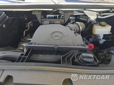 2023 Mercedes-Benz Sprinter 3500XD Cab Chassis DRW 144.0" WB - zdjęcie 14 z 21 - miniatura