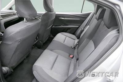 2025 Toyota Camry LE - zdjęcie 20 z 36 - miniatura