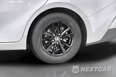 2025 Toyota Camry LE - zdjęcie 36 z 36 - miniatura