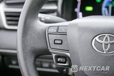 2025 Toyota Camry LE - zdjęcie 27 z 36 - miniatura