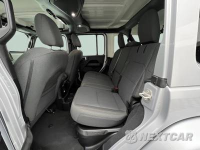 2024 Jeep Wrangler 4xe 4 Door Sahara - zdjęcie 16 z 31 - miniatura