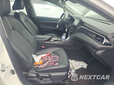 2023 Toyota Camry SE - zdjęcie 8 z 22 - miniatura