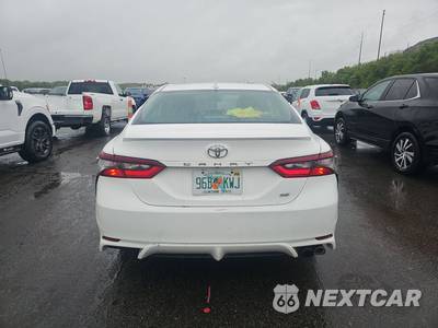 2023 Toyota Camry SE - zdjęcie 5 z 22 - miniatura