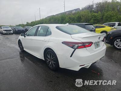 2023 Toyota Camry SE - zdjęcie 6 z 22 - miniatura