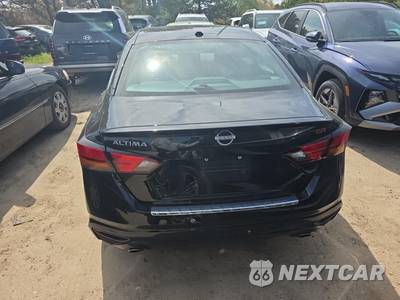 2023 Nissan Altima SR - zdjęcie 6 z 27 - miniatura