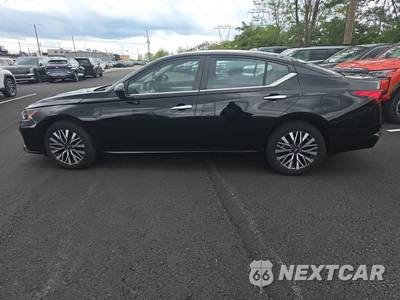 2023 Nissan Altima SV - zdjęcie 8 z 22 - miniatura