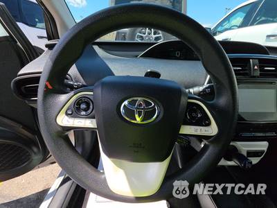 2018 Toyota Prius Two - zdjęcie 10 z 39 - miniatura