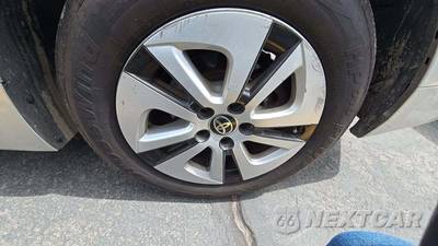 2018 Toyota Prius Two - zdjęcie 26 z 39 - miniatura