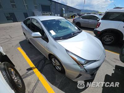2018 Toyota Prius Two - zdjęcie 3 z 39 - miniatura