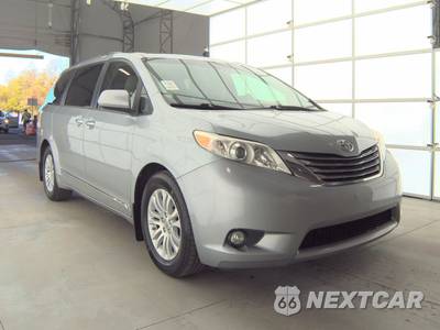 2016 Toyota Sienna XLE Premium 8-Passenger 119.3" WB - zdjęcie 3 z 28 - miniatura