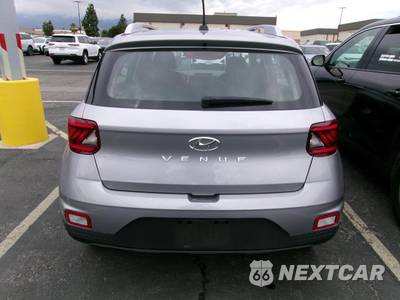 2025 Hyundai Venue SEL - zdjęcie 3 z 20 - miniatura