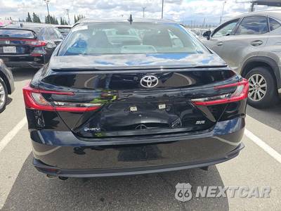 2025 Toyota Camry SE - zdjęcie 5 z 28 - miniatura