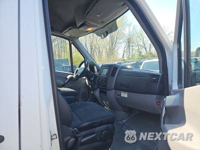 2014 Mercedes-Benz Sprinter 2500 Cargo Van Standard Roof 144.3" WB - zdjęcie 8 z 37 - miniatura