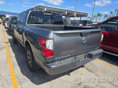 2018 Nissan TITAN SV Crew Cab Short Bed - zdjęcie 6 z 19 - miniatura