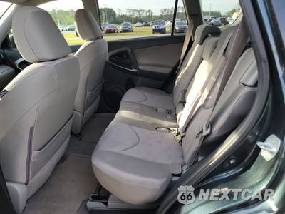 2009 Toyota RAV4 - zdjęcie 13 z 18 - miniatura