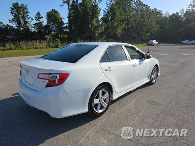 2012 Toyota Camry SE - zdjęcie 4 z 18 - miniatura