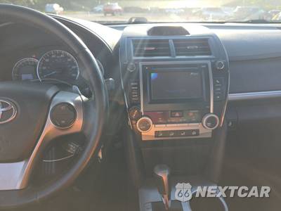 2012 Toyota Camry SE - zdjęcie 11 z 18 - miniatura