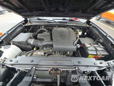 2016 Toyota Tacoma SR5 Crew Cab Medium Bed - zdjęcie 15 z 18 - miniatura