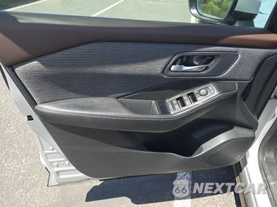 2023 Nissan Rogue SV - zdjęcie 9 z 18 - miniatura