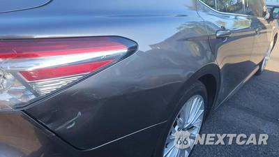 2018 Toyota Camry Hybrid XLE - zdjęcie 20 z 25 - miniatura