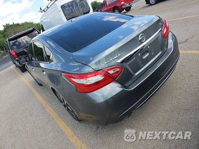 2017 Nissan Altima 2.5 SL - zdjęcie 6 z 17 - miniatura