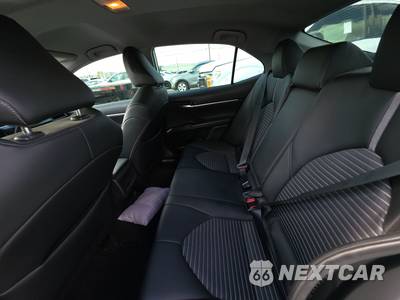 2023 Toyota Camry SE - zdjęcie 13 z 28 - miniatura