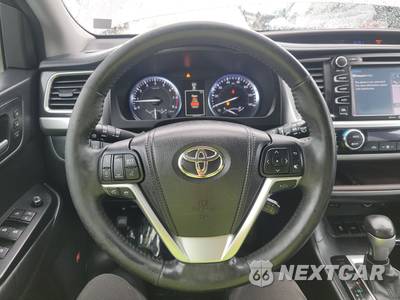 2015 Toyota Highlander Limited Platinum - zdjęcie 10 z 38 - miniatura