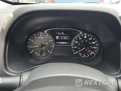 2019 Nissan Pathfinder SV Tech - zdjęcie 12 z 31 - miniatura