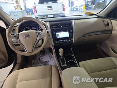 2014 Nissan Altima 2.5 SV - zdjęcie 11 z 26 - miniatura