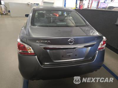 2015 Nissan Altima 2.5 S - zdjęcie 5 z 20 - miniatura
