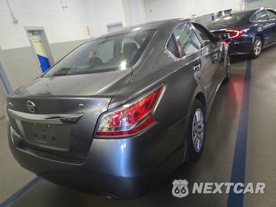 2015 Nissan Altima 2.5 S - zdjęcie 4 z 20 - miniatura