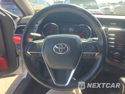 2020 Toyota Camry XSE - zdjęcie 10 z 32 - miniatura