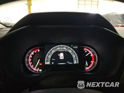 2025 Toyota RAV4 LE - zdjęcie 12 z 26 - miniatura