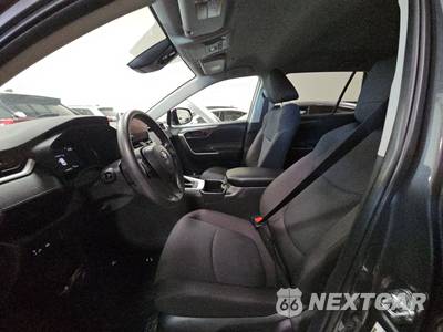 2025 Toyota RAV4 LE - zdjęcie 7 z 26 - miniatura