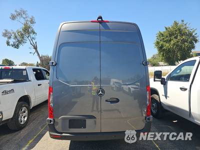 2021 Mercedes-Benz Sprinter 4500 Crew Van DRW High Roof 170.0" WB - zdjęcie 5 z 16 - miniatura