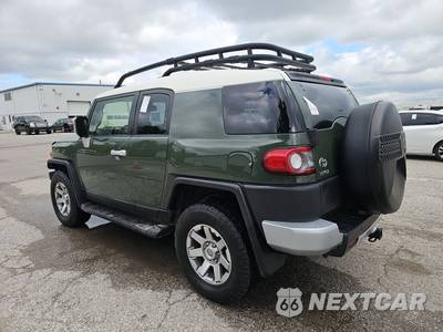 2014 Toyota FJ Cruiser w/Rear Doors - zdjęcie 6 z 38 - miniatura