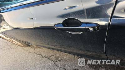 2017 Toyota Camry SE - zdjęcie 30 z 42 - miniatura