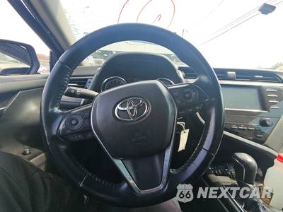 2019 Toyota Camry SE - zdjęcie 10 z 48 - miniatura